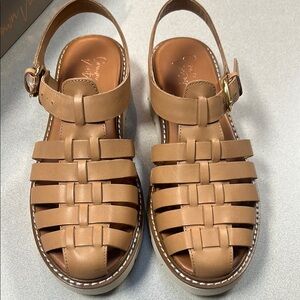 Crown Vintage Brown Sandals with Woven Design